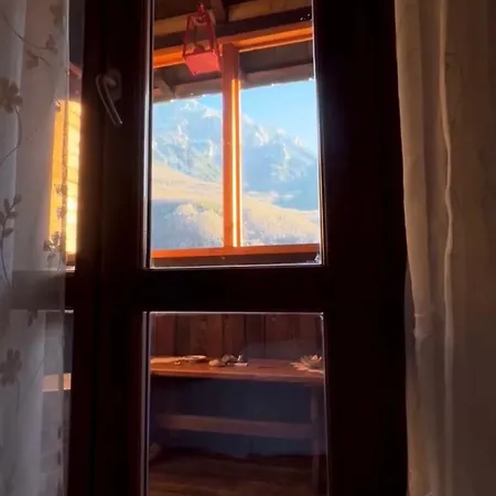 Hotel Molla *