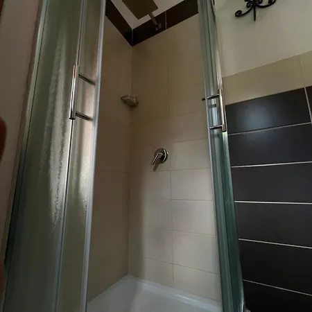 Molla Hotel *